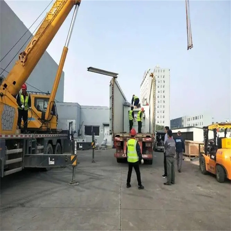 开平如何找到附近的吊车救援服务